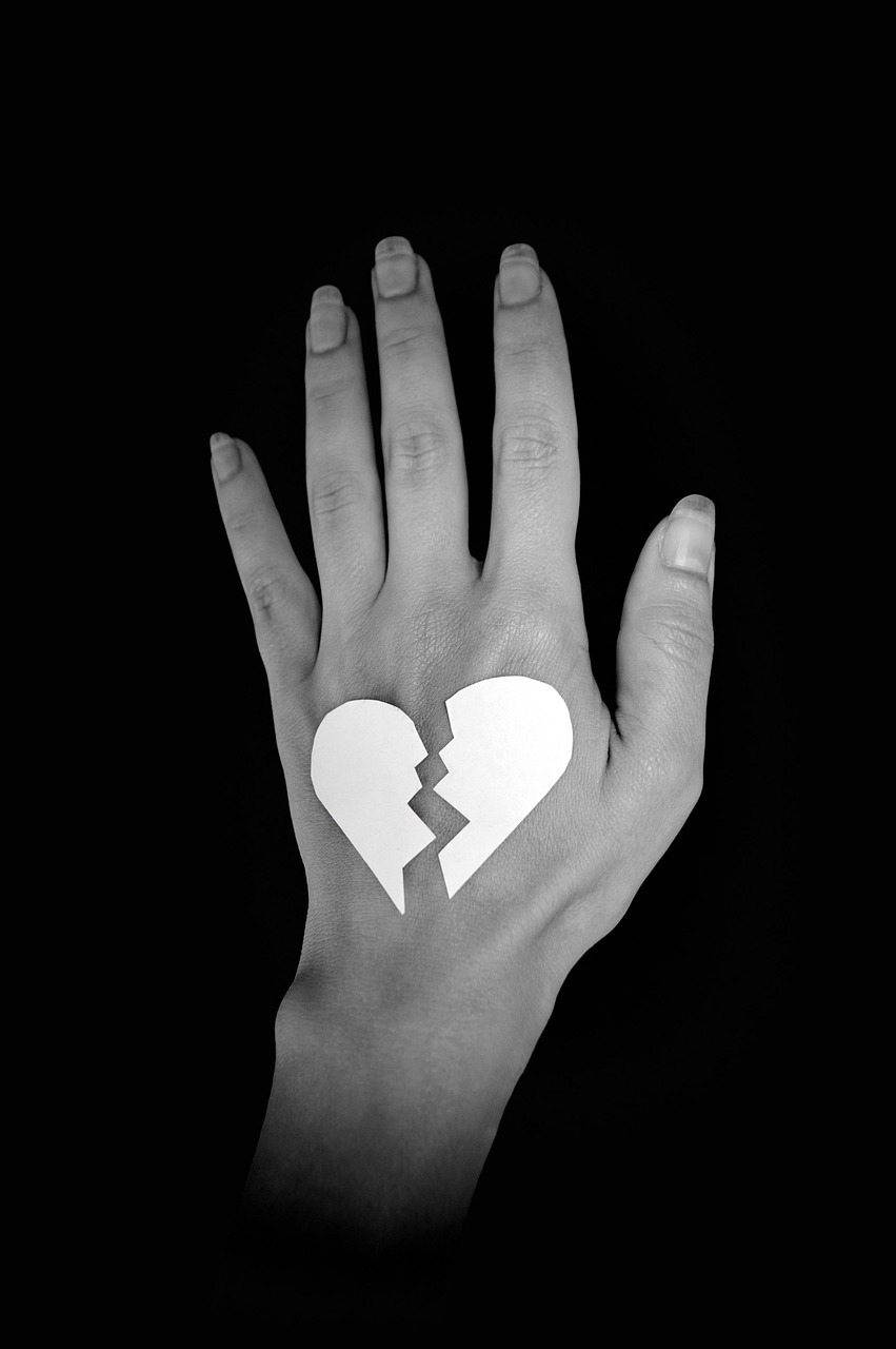 片思いの悩みを解決するオンライン占いは当たるのか？